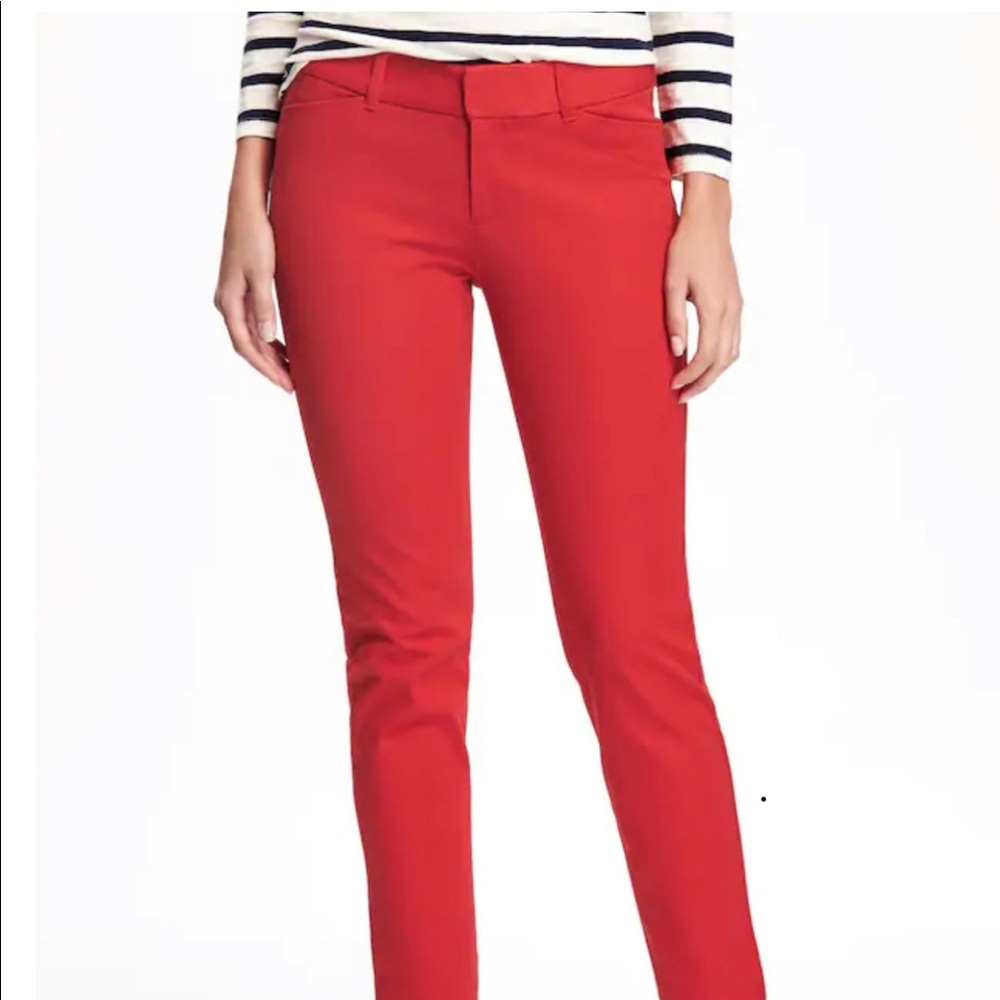 2/30$ NWT Old Navy ankle length pixie pants.
